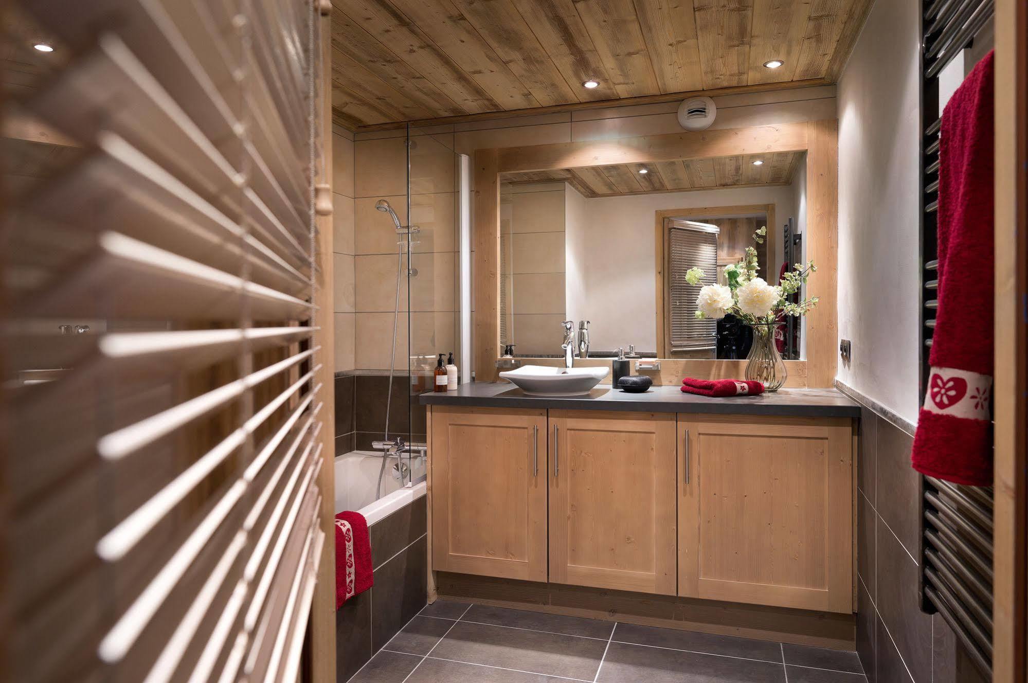 Cgh Residences And Spa Les Chalets De Leana レ・キャローズ・ダラッシュ エクステリア 写真