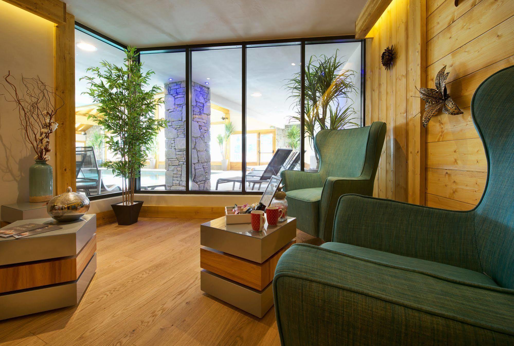 Cgh Residences And Spa Les Chalets De Leana レ・キャローズ・ダラッシュ エクステリア 写真