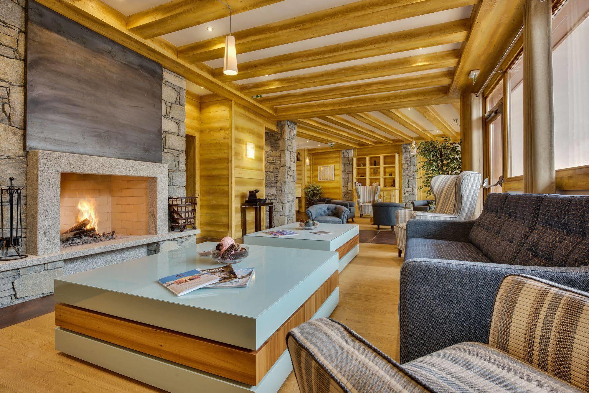 Cgh Residences And Spa Les Chalets De Leana レ・キャローズ・ダラッシュ エクステリア 写真